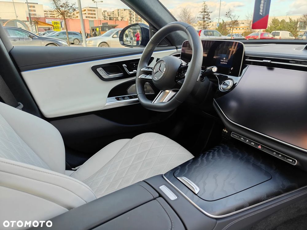 Mercedes-Benz Klasa E - 2