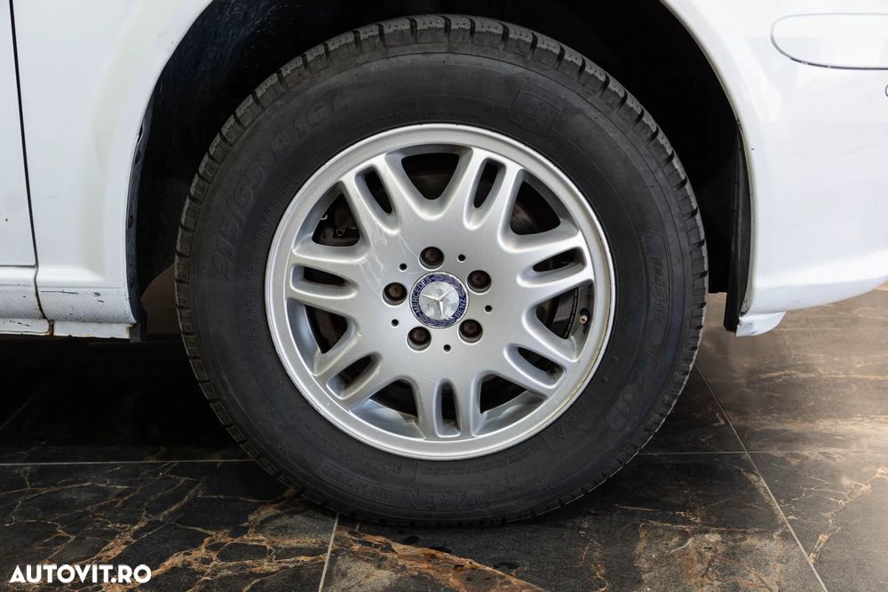 Mercedes-Benz Vito 116 CDI 4x4 Lang Aut. Mixto - 9