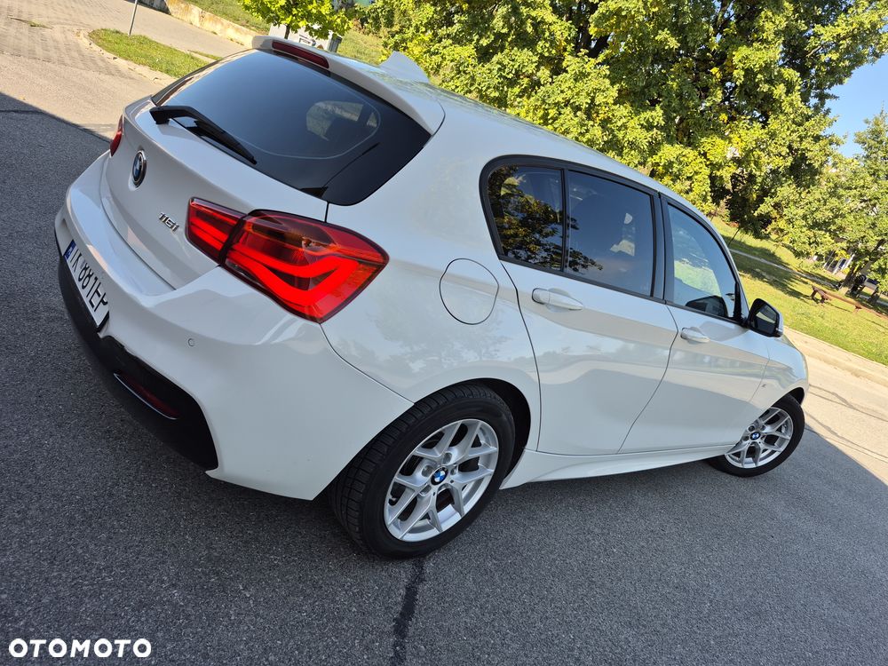 BMW Seria 1 116i - 6