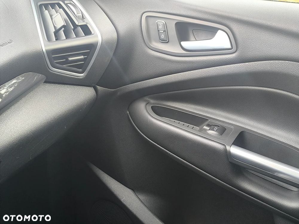 Ford Kuga 2.0 TDCi 4x4 SYNC - 14