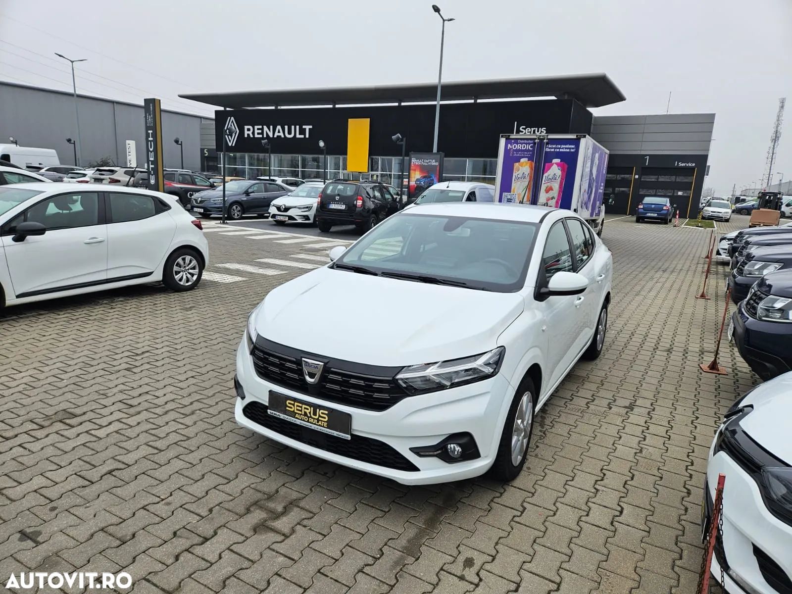 Dacia Logan TCe 90 MT6 Comfort - 1