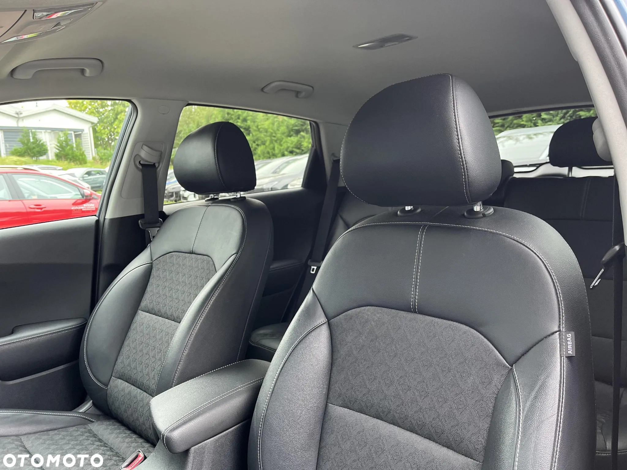 Kia Niro 1.6 GDI Hybrid L - 11