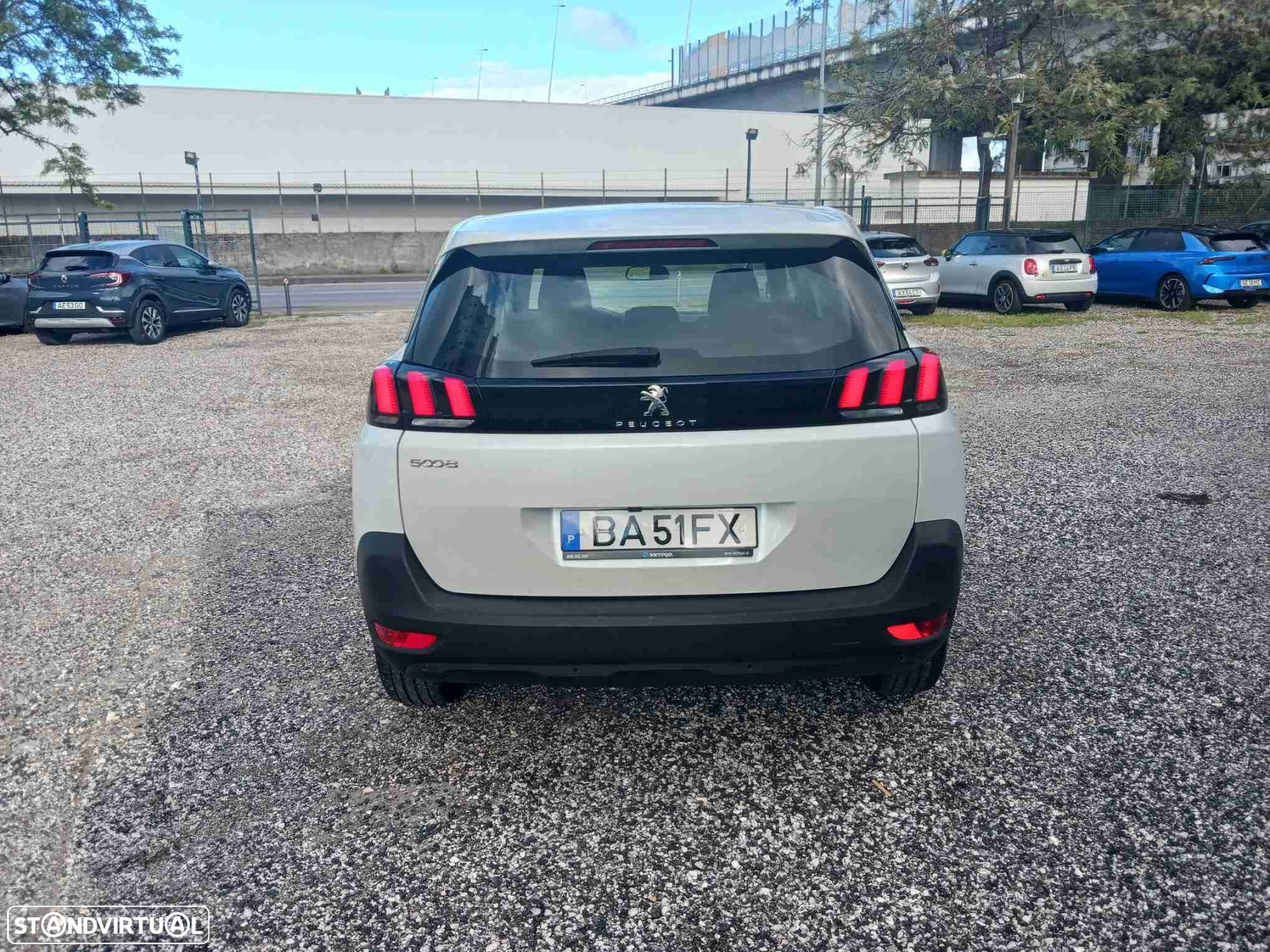 Peugeot 5008 1.2 PureTech Active Pack - 4