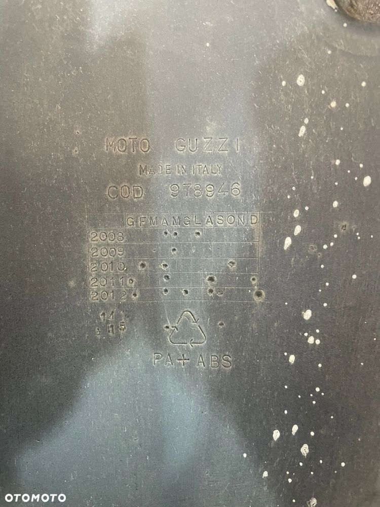 błotnik nadkole czacha owiewka Moto Guzzi V7 III Special 750 (nr1185) - 11