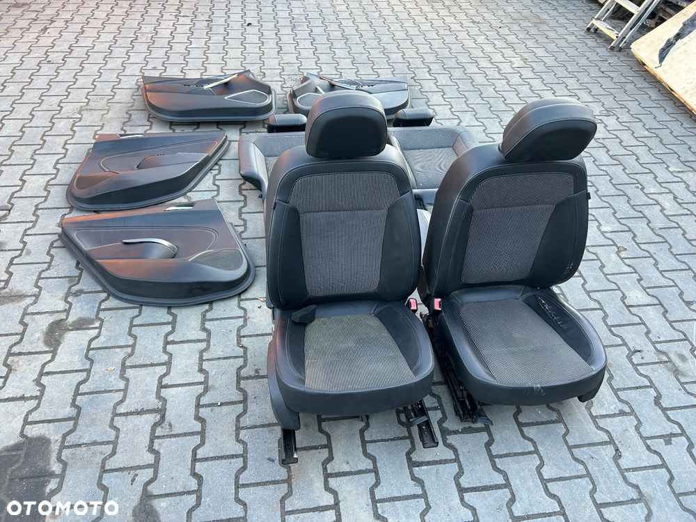 Opel Astra J fotele półskóra kompelt boczki tapicerka fotel kierowcy pasażera - 1