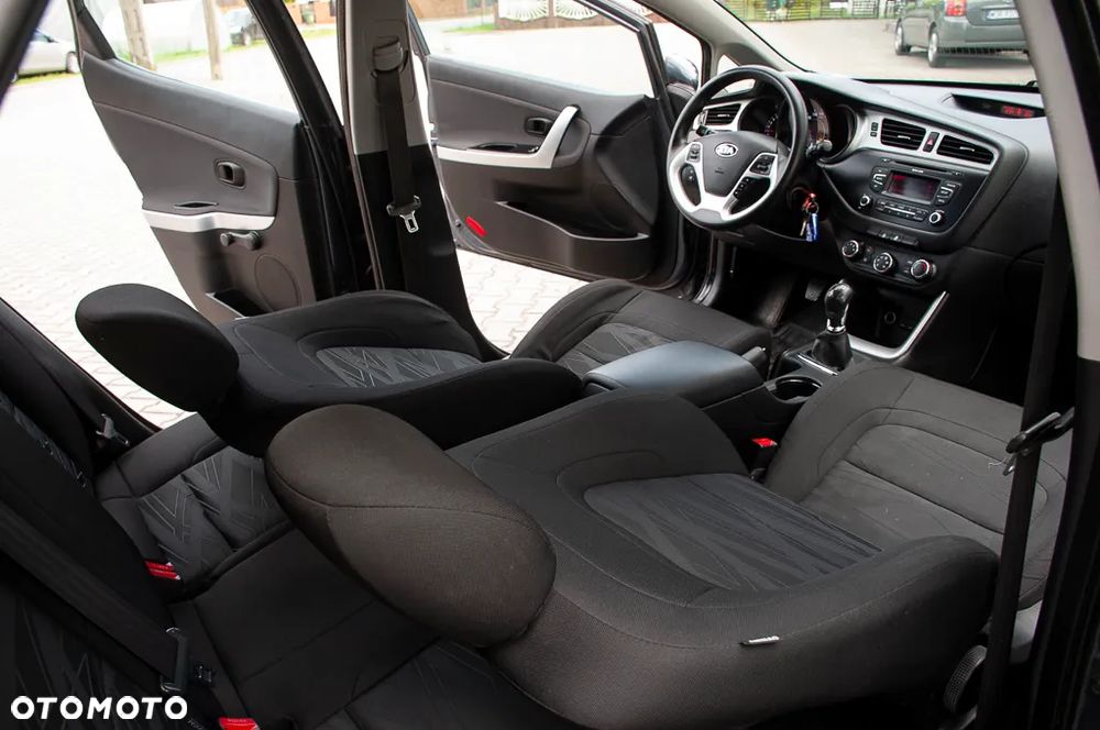 Kia Ceed 1.4 CVVT EX - 23