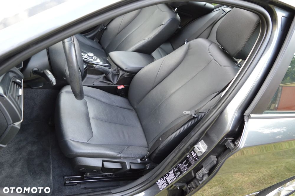 BMW Seria 1 118d DPF Edition Sport - 19