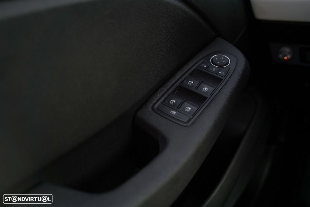 Renault Clio 1.0 TCe Evolution Bi-Fuel - 17