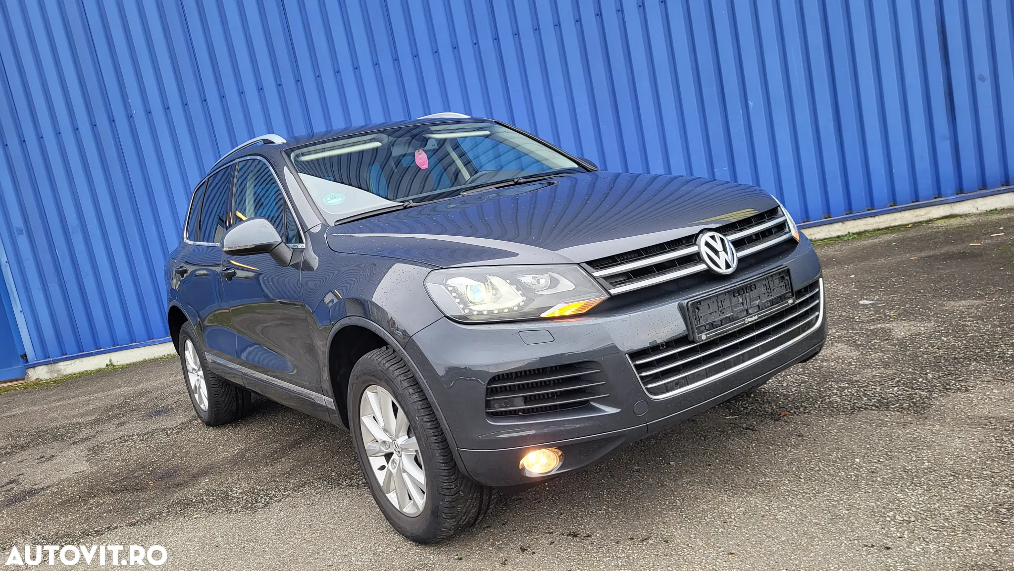 Volkswagen Touareg - 11