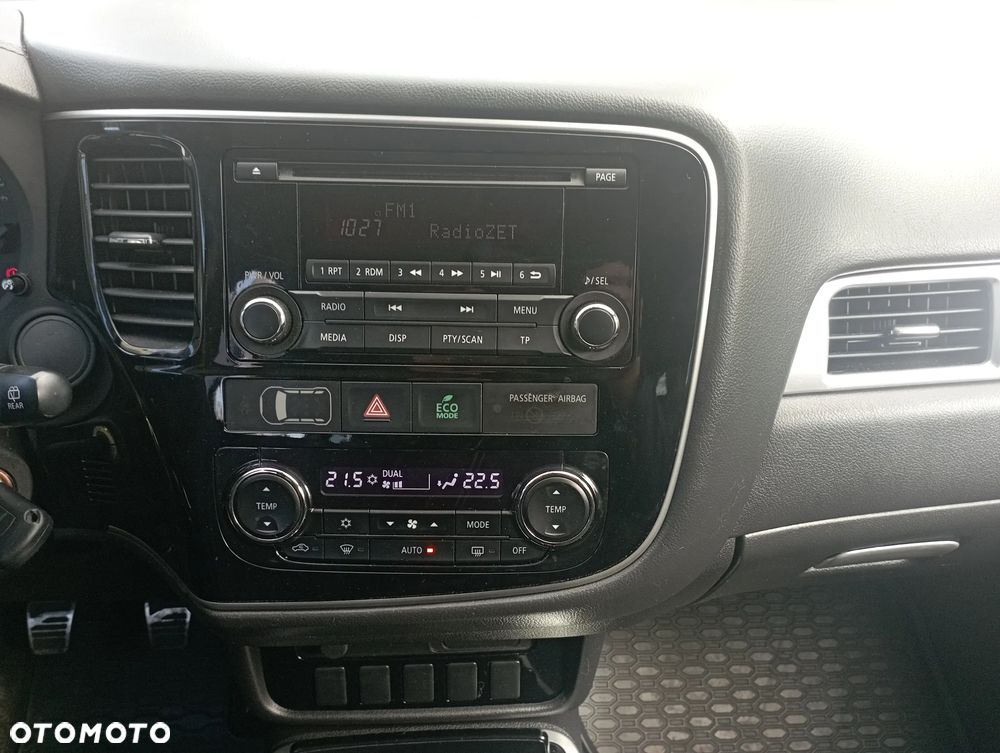 Mitsubishi Outlander 2.0 Invite + 2WD - 8