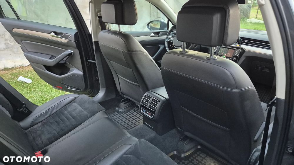 Volkswagen Passat 2.0 TDI BMT Highline DSG - 24
