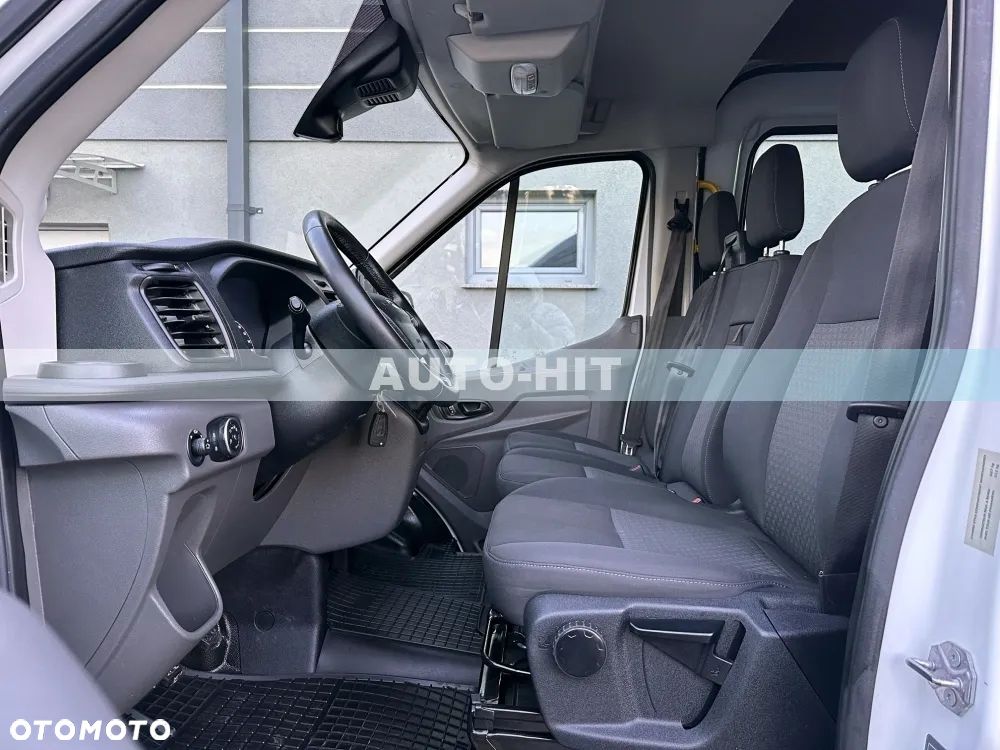 Ford Transit - 23
