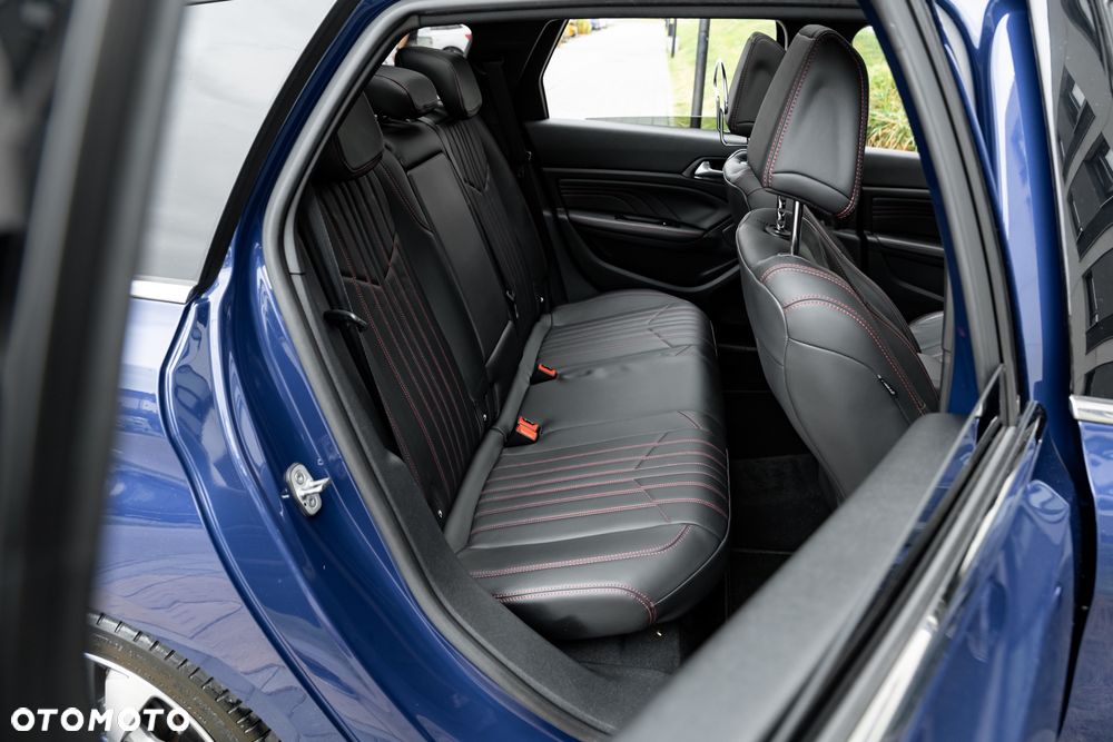 Peugeot 308 1.2 PureTech GT S&S EAT8 - 7