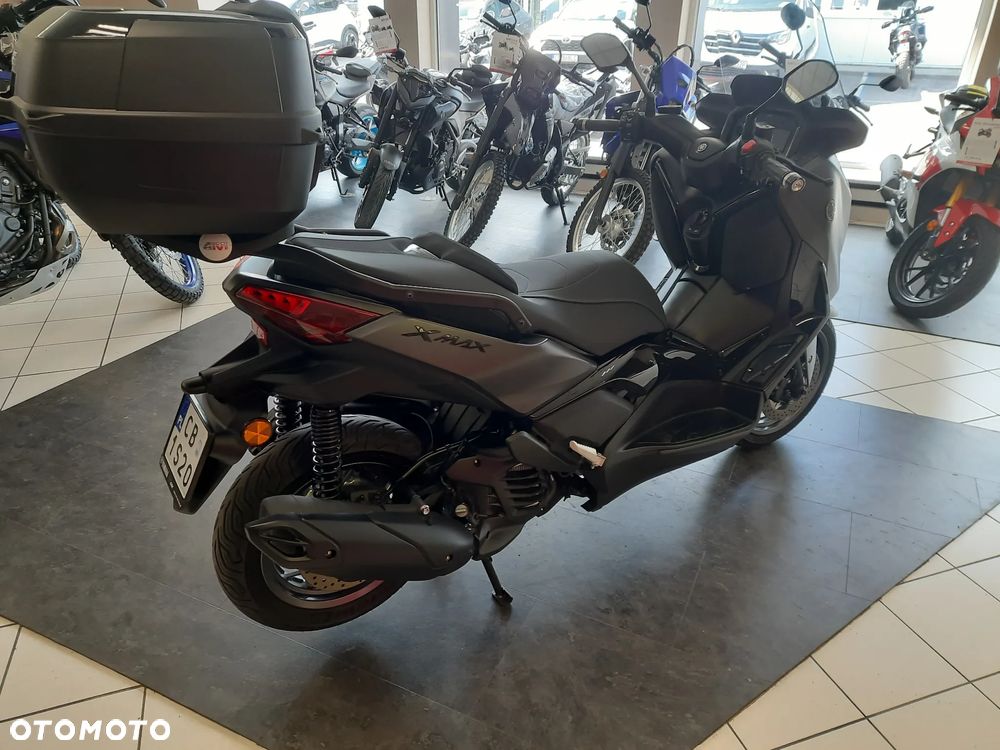 Yamaha X-max - 5