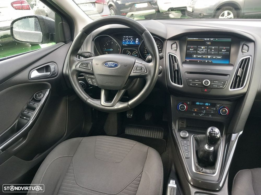 Ford Focus 1.5 TDCi Titanium - 13