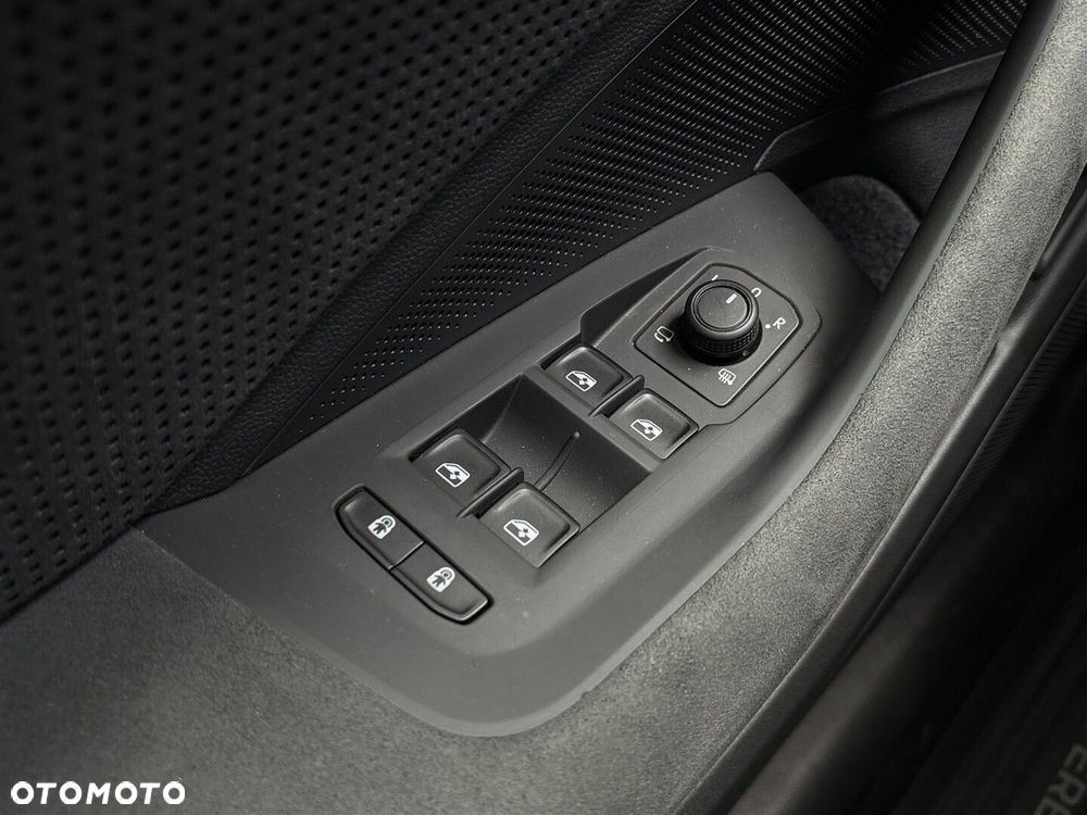 Skoda Superb 1.5 TSI Plug-in Hybrid Sportline DSG - 19