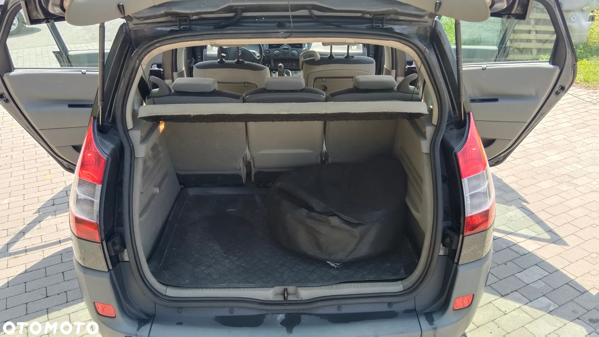 Renault Scenic 1.6 16V 110 LIMITED - 4