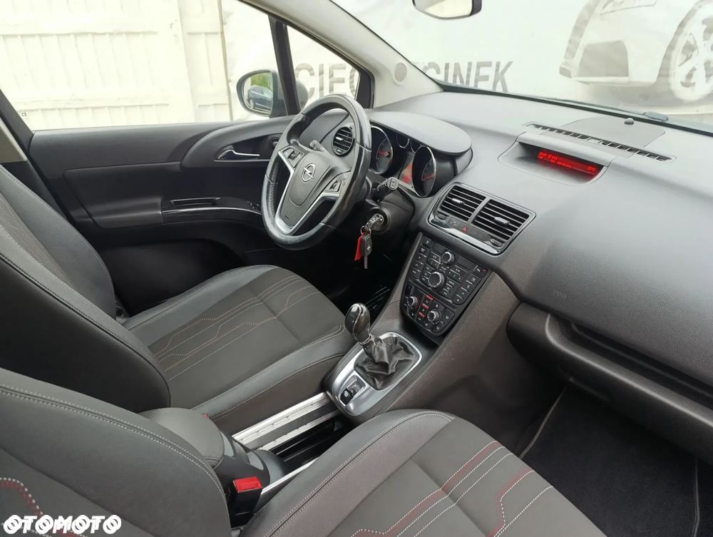 Opel Meriva - 9