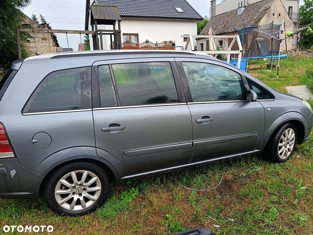 Opel Zafira 1.9 CDTI Elegance ActiveSelect - 4