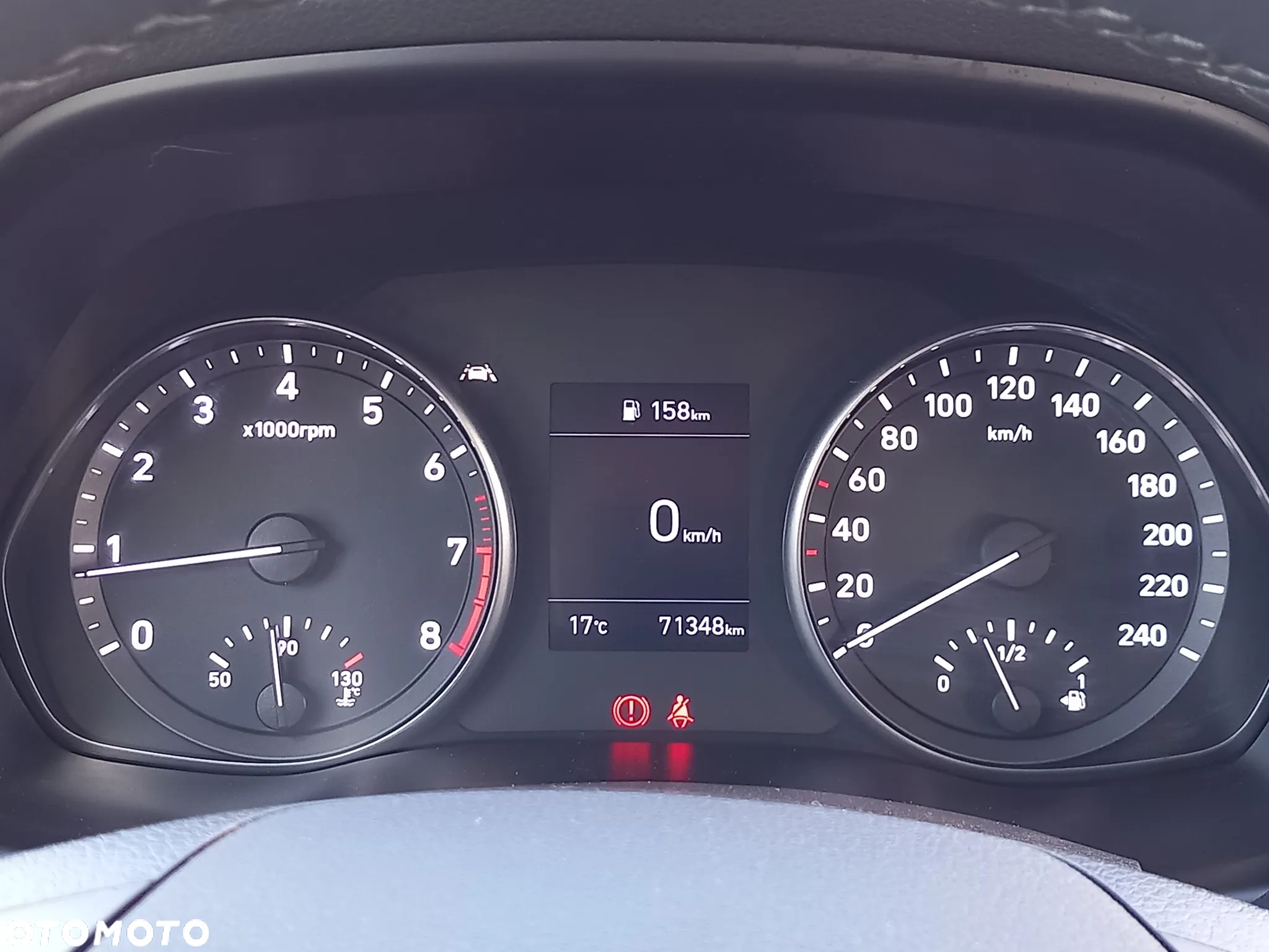 Hyundai i30 1.5 DPI Modern - 23