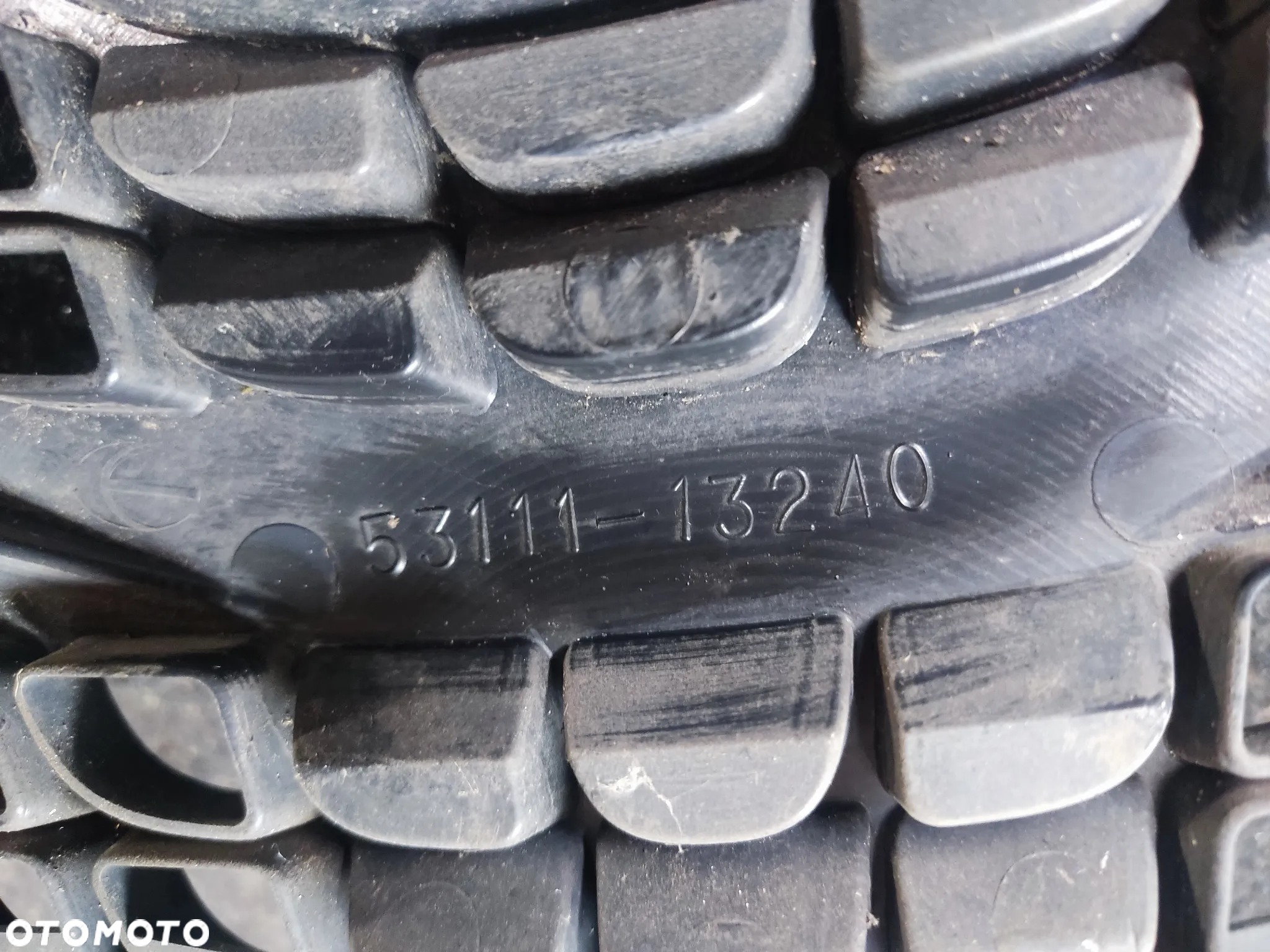 TOYOTA COROLLA VERSO ATRAPA GRILL 53111-13240 - 2
