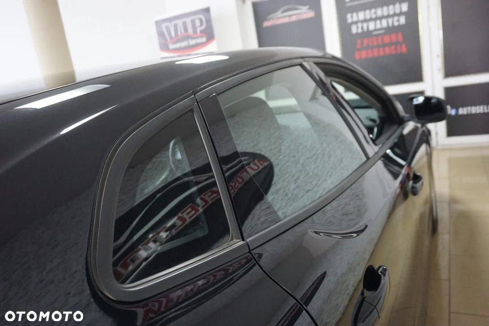 Volvo V40 D2 Kinetic - 16