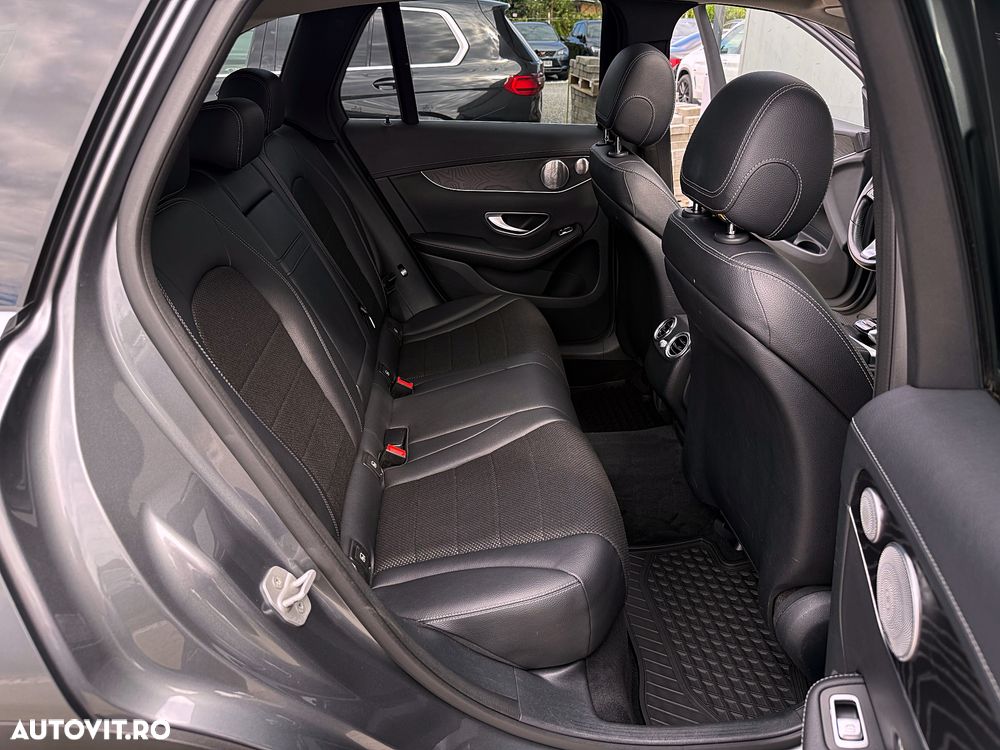 Mercedes-Benz GLC 220 d 4MATIC 9G-TRONIC - 27
