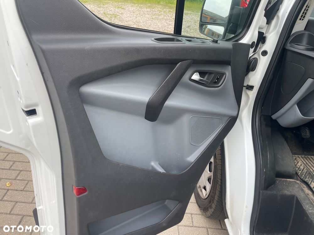 Ford Transit Custom - 16