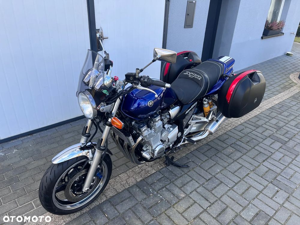 Yamaha XJR - 11