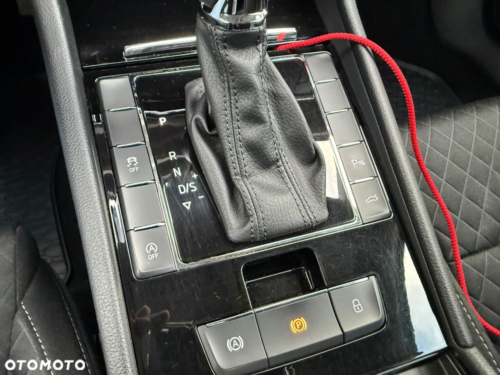 Skoda Superb 2.0 TSI 4x4 DSG Style - 34