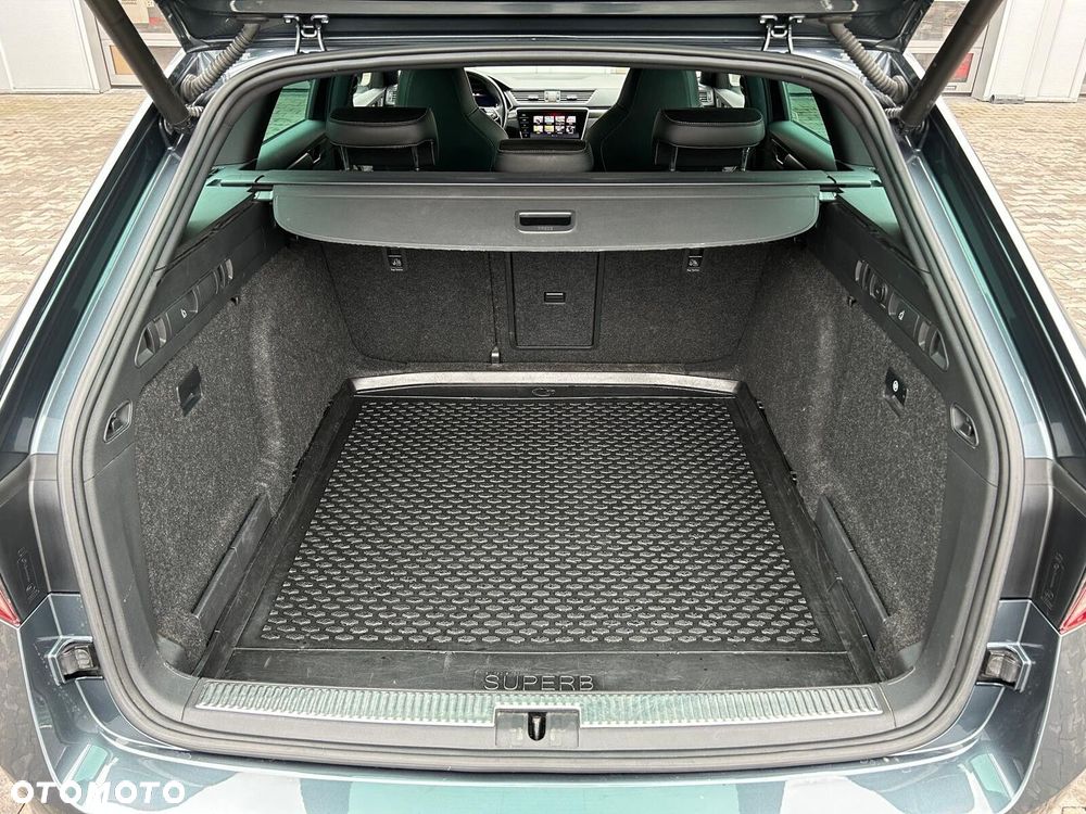 Skoda Superb 2.0 TSI Sportline DSG - 11