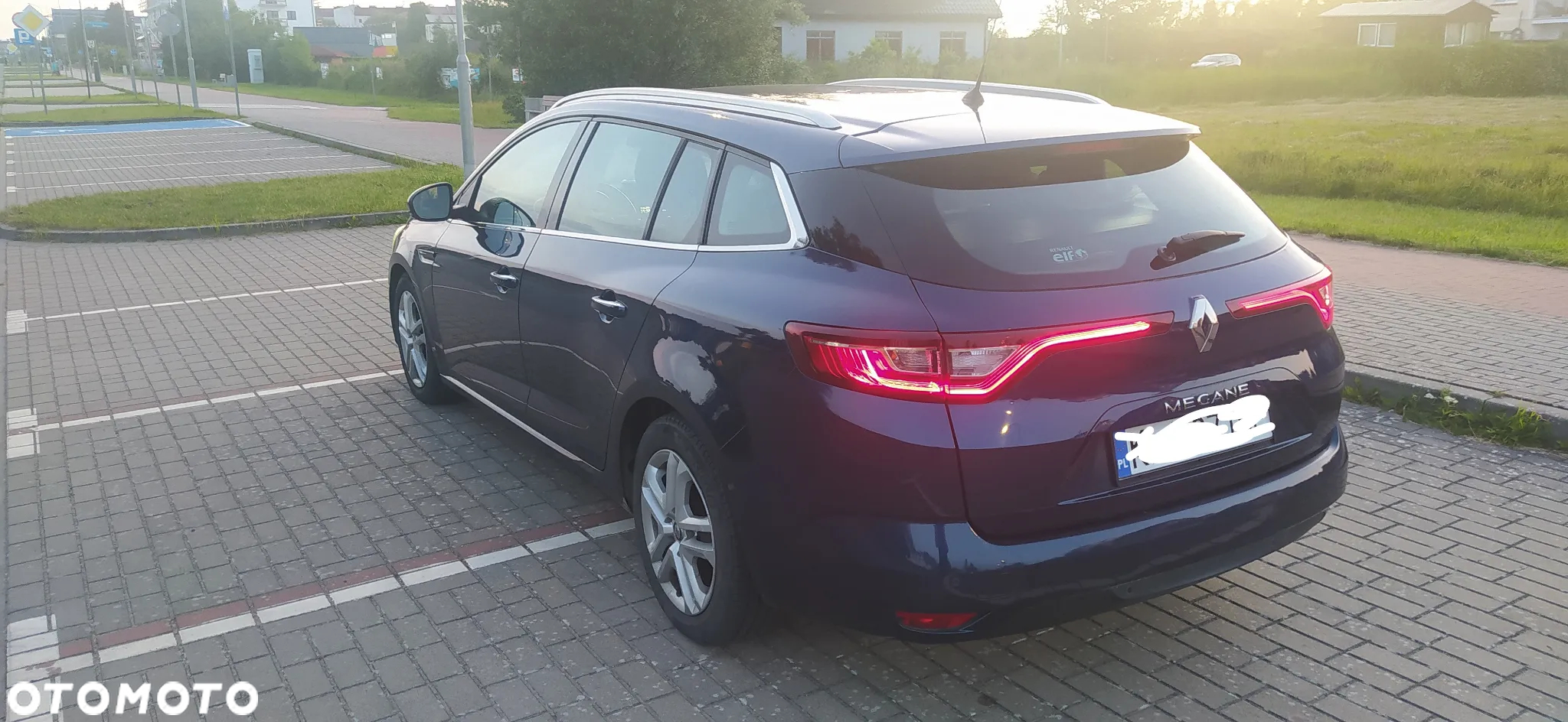 Renault Megane 1.5 dCi Limited EDC - 9