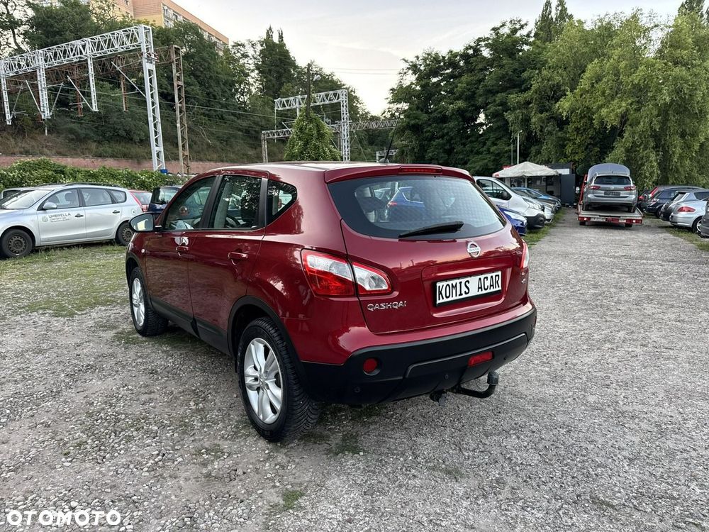 Nissan Qashqai - 4