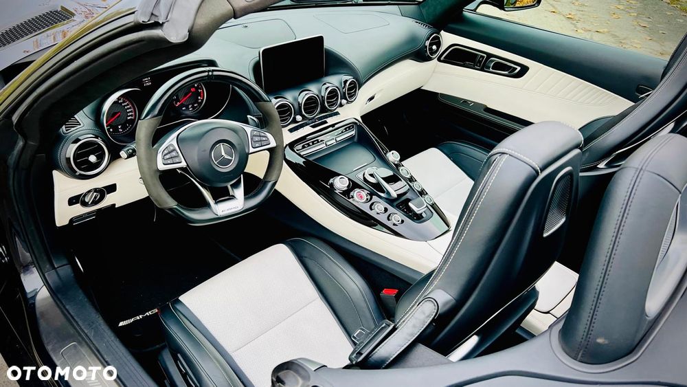 Mercedes-Benz AMG GT - 8