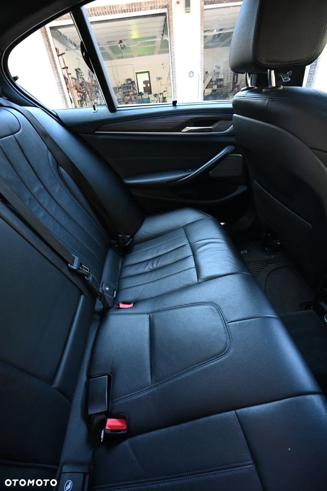 BMW Seria 5 - 10