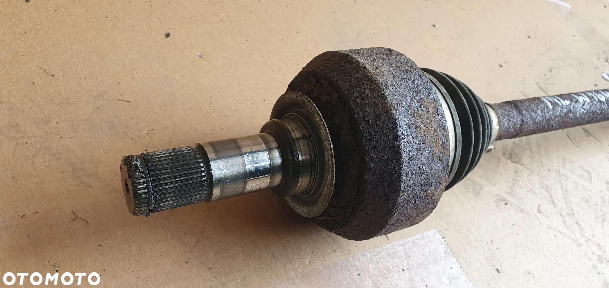Półoś prawy tył tylna prawa półośka Mercedes ML W164 3.0 CDI A1643501210 - 3