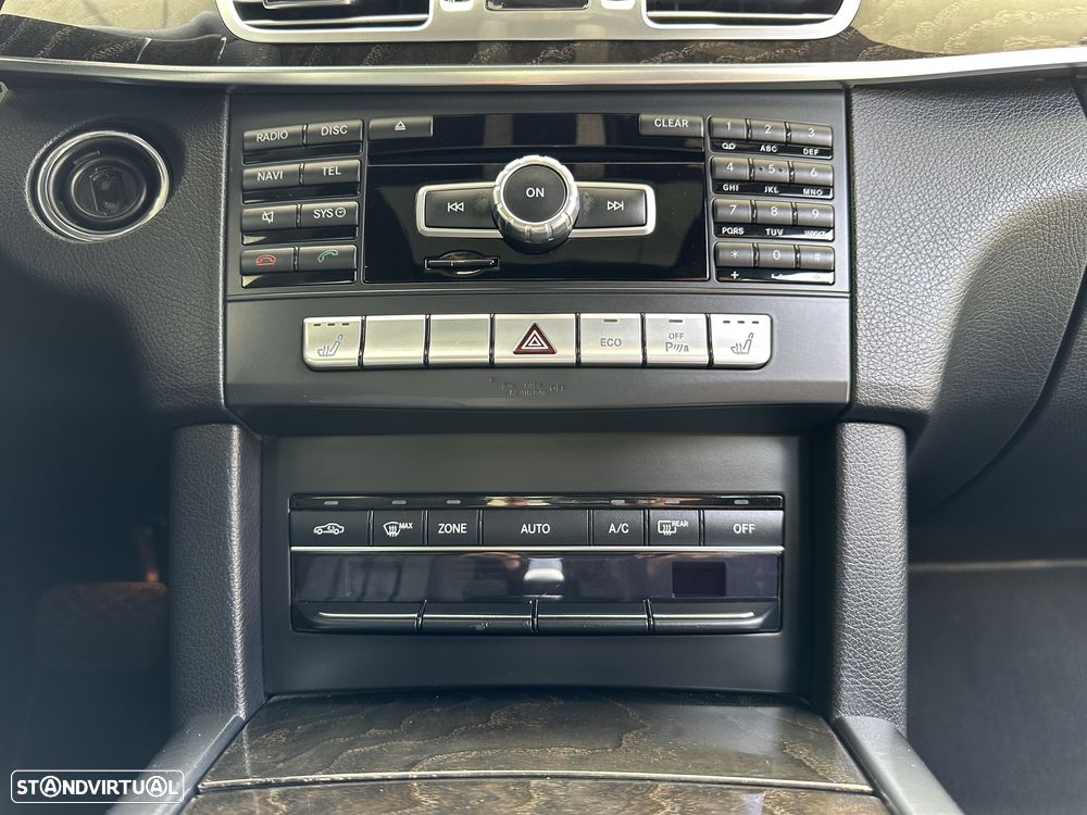 Mercedes-Benz E 220 CDI Elegance BE 129g Auto. - 28