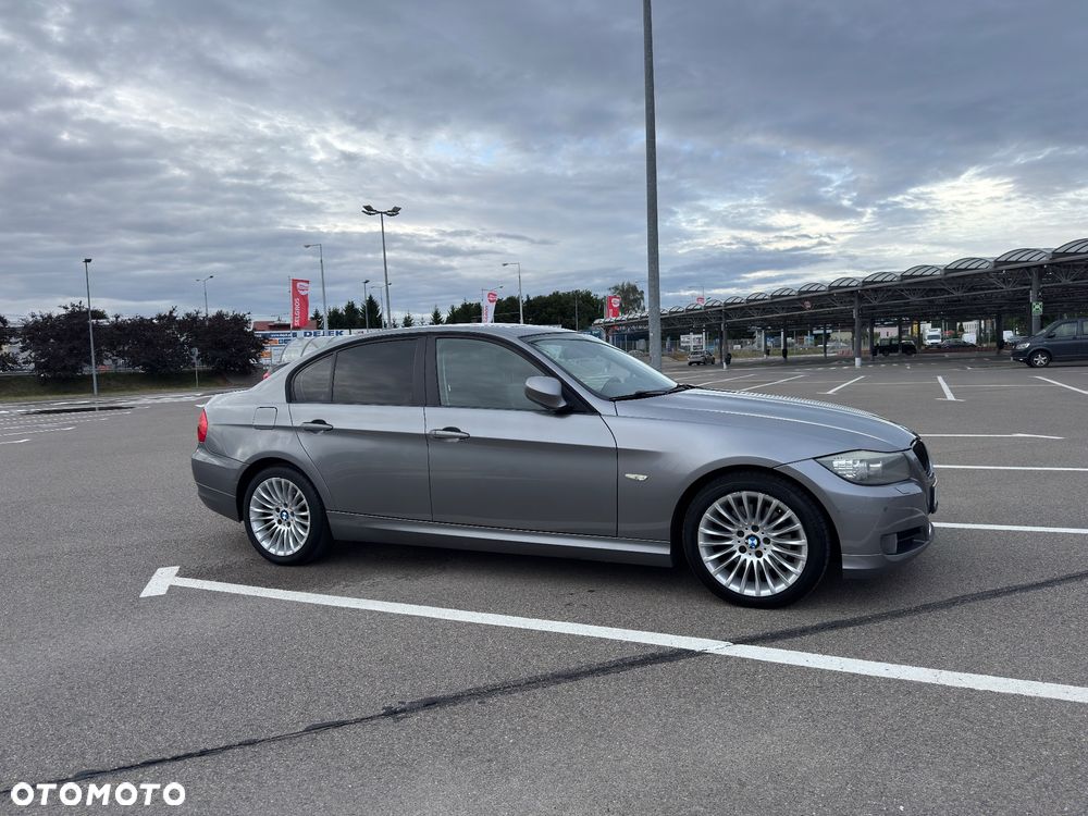 BMW Seria 3 320d - 9