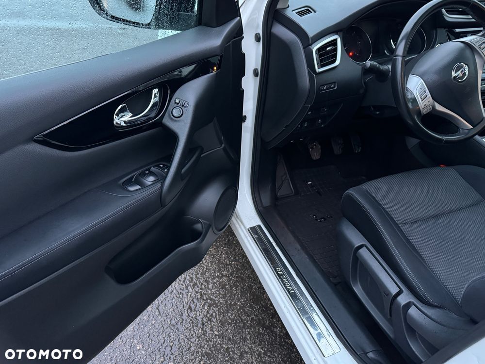 Nissan Qashqai - 17