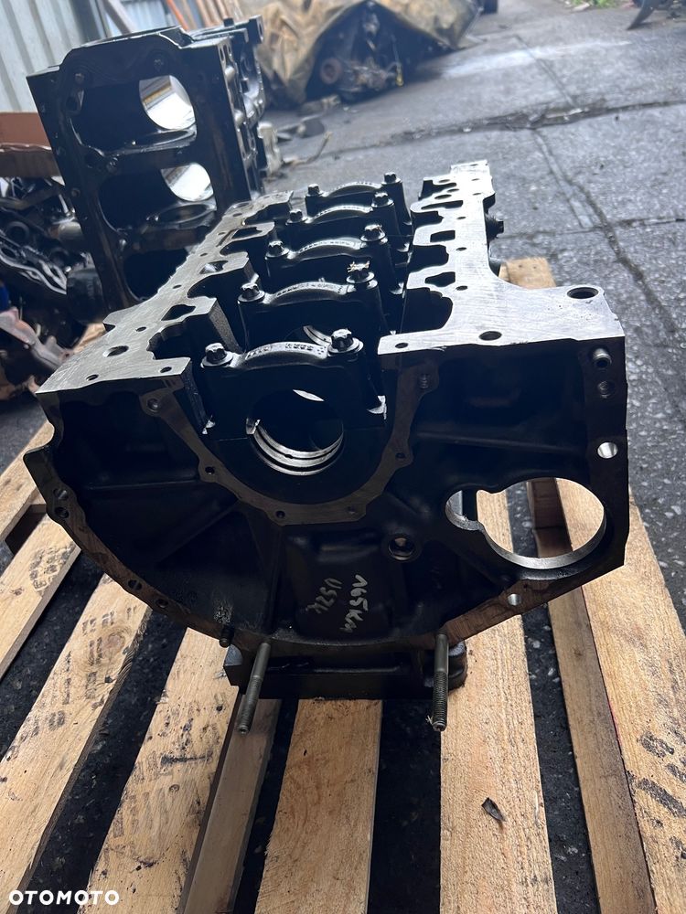 Blok silnika Renault Master III M9T 708 - 5