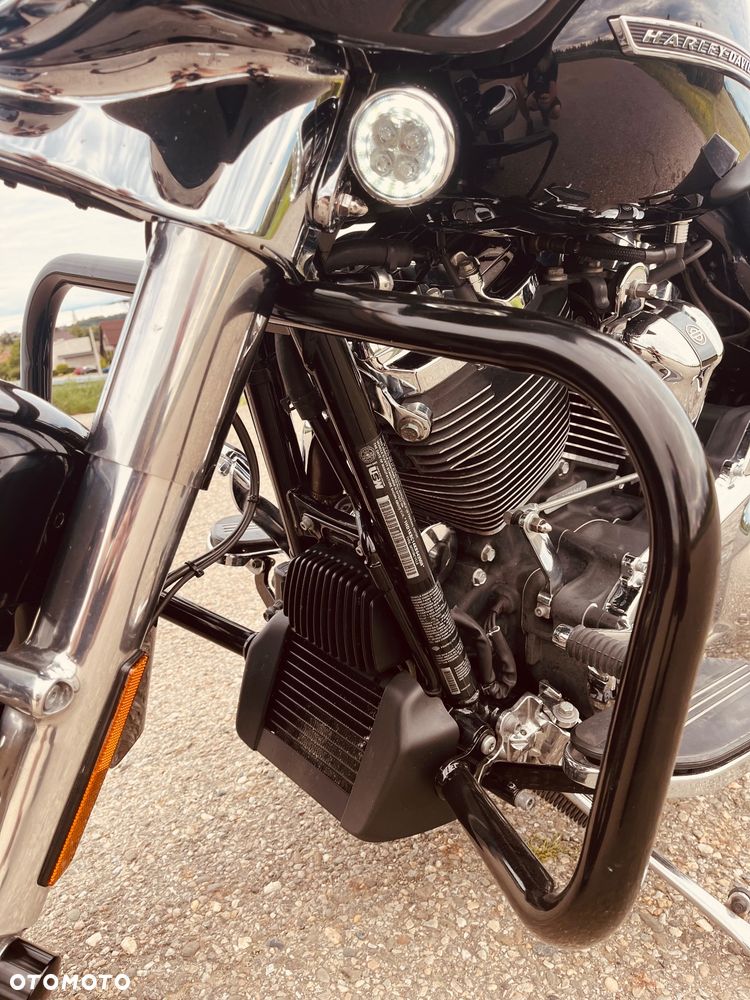 Harley-Davidson Touring Street Glide - 13