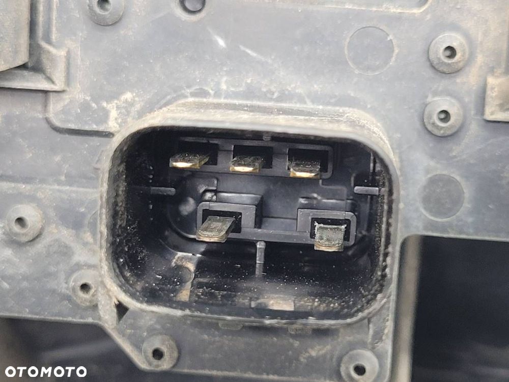 LAMPA TYŁ TYLNA LEWA W BŁOTNIK DODGE CARAVAN VI VOYAGRER EU - 7