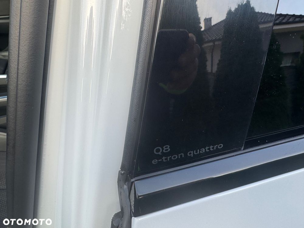 Audi Q8 e-tron 50 95kWh Quattro S Line - 26
