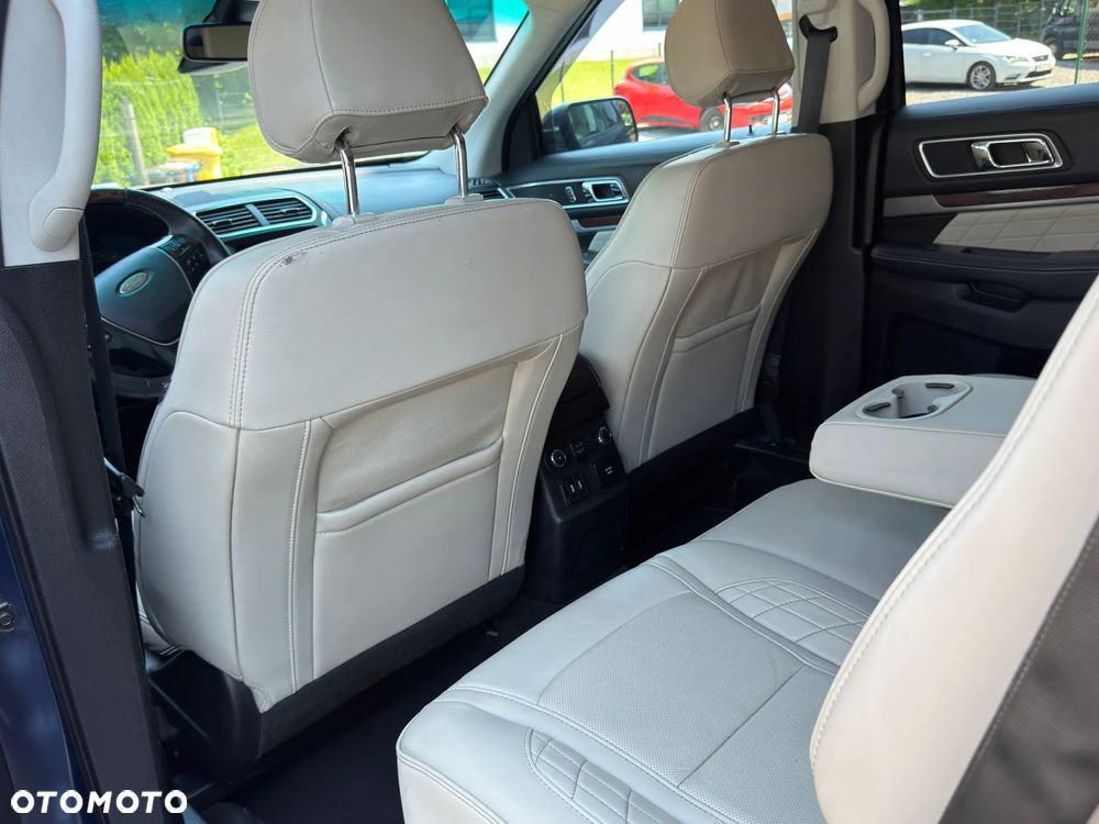 Ford Explorer - 20