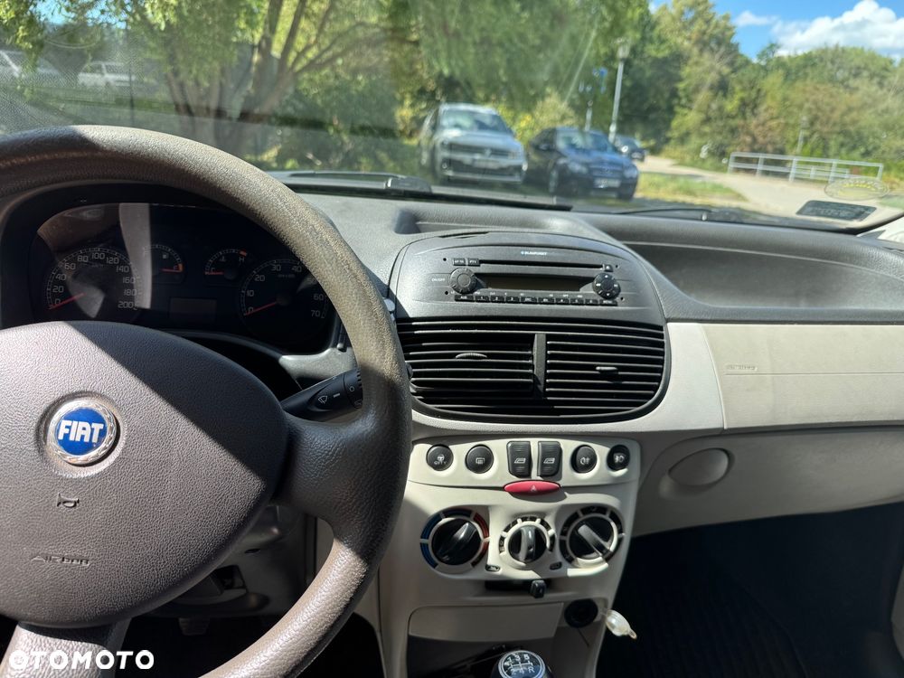 Fiat Punto - 5