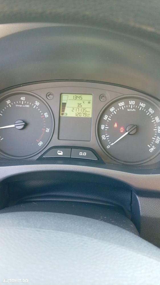 Skoda Fabia 1.2 HTP Classic - 8