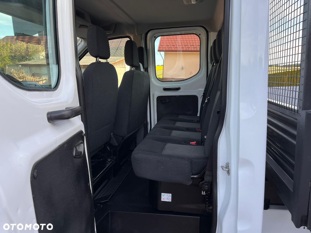 Ford Transit - 30