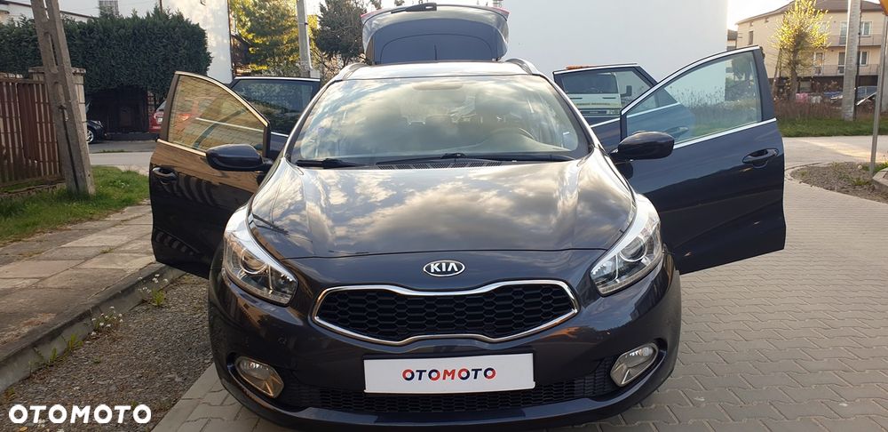 Kia Ceed 1.6 GDI ISG Spirit - 12