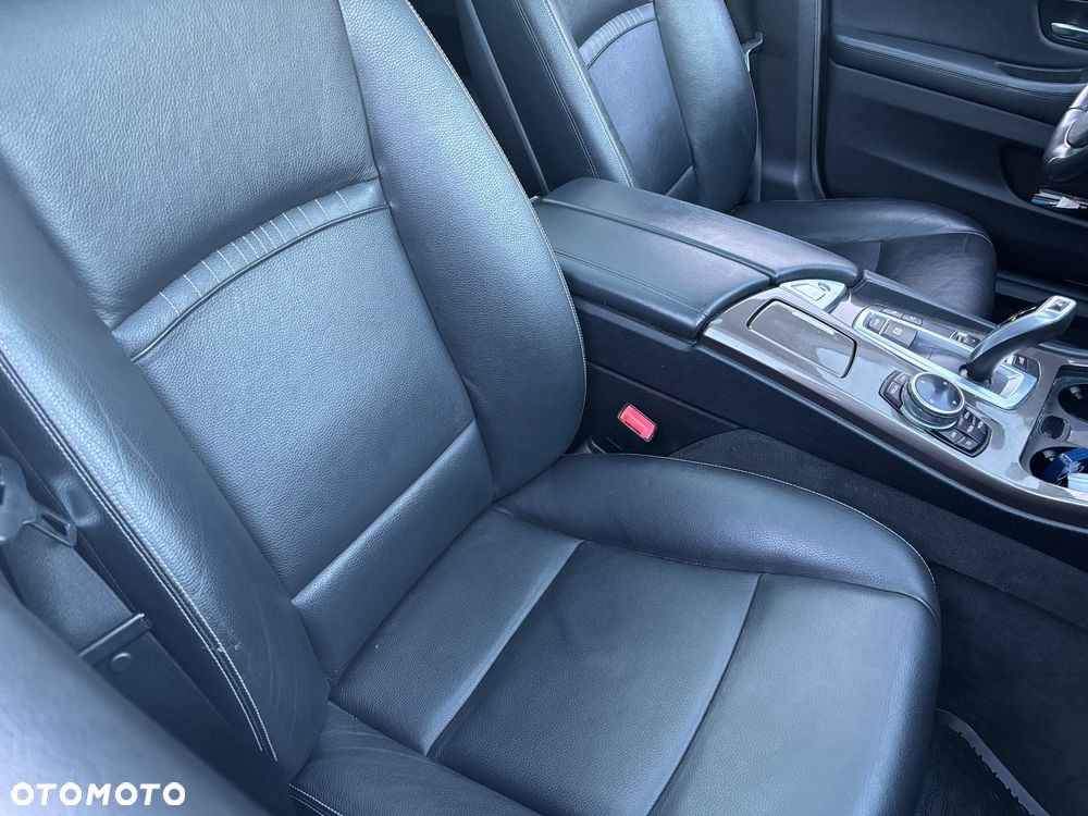 BMW Seria 5 520d xDrive Luxury Line - 24