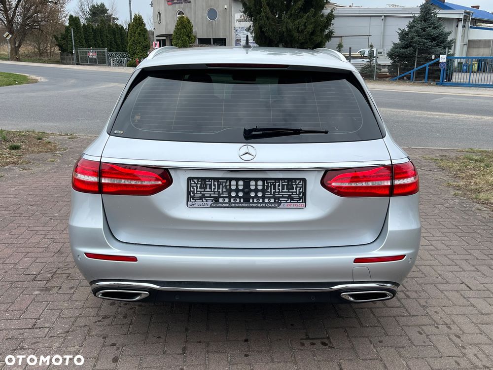 Mercedes-Benz Klasa E 220 d 9G-TRONIC - 8